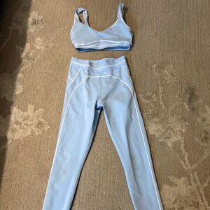 Alo heart throb set small seashell blue